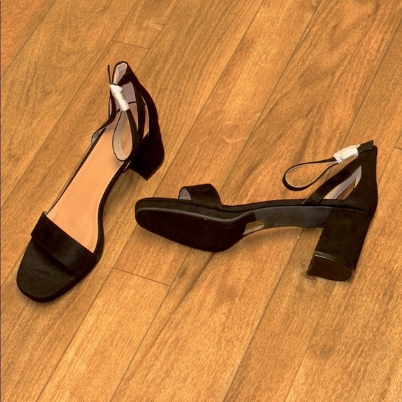 New!! Size 11 Heels w/ 3 inches - ROUGE HELIUM Black Heels - Picture 14 of 15